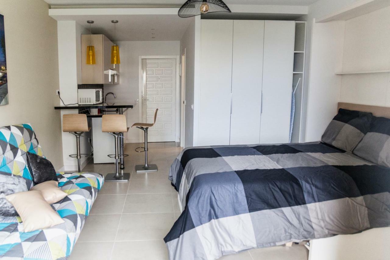 Estudio En Benalbeach Apartment Benalmadena Luaran gambar